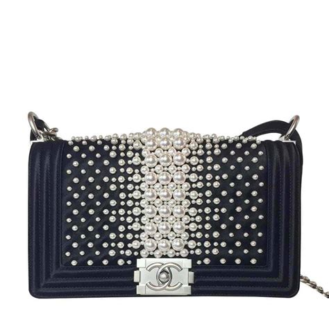 chanel boy bag with pearls